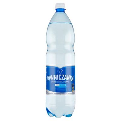 Piwniczanka Naturalna woda mineralna średnionasycona CO2 1,5 l