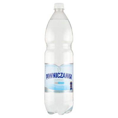 Piwniczanka Naturalna woda mineralna niskonasycona CO2 1,5 l